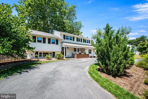 2120 Shipley Rd, Wilmington, DE 19803