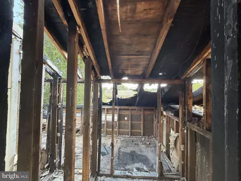 Entry Way - 15 Merry Rd, Newark, DE 19713 photo 1 of 10