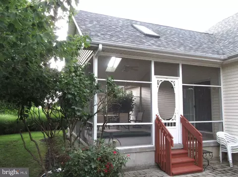 Exterior - 213 Megan Dr, Bear, DE 19701 photo 2 of 8