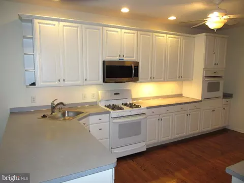 Kitchen - 213 Megan Dr, Bear, DE 19701 photo 1 of 4