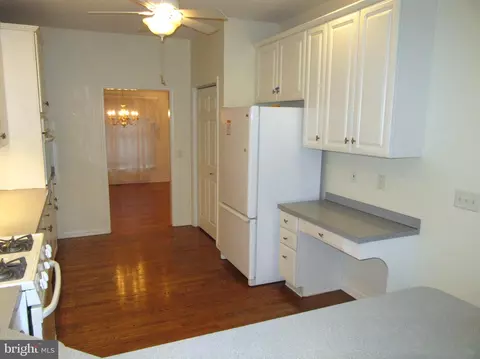 Kitchen - 213 Megan Dr, Bear, DE 19701 photo 4 of 4