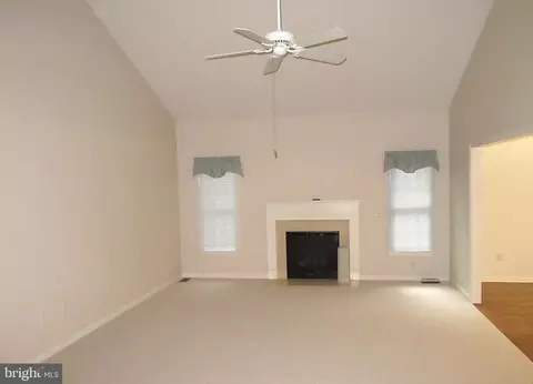 Living - 213 Megan Dr, Bear, DE 19701 photo 2 of 2