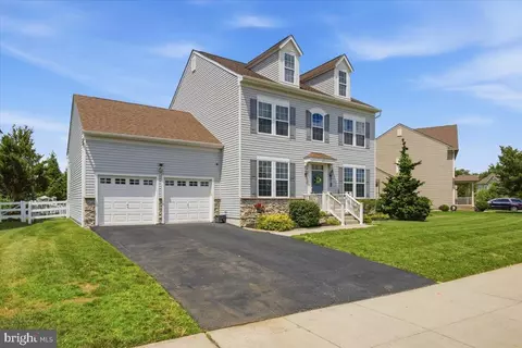 Exterior - 331 Plato Pl, Middletown, DE 19709 photo 3 of 8