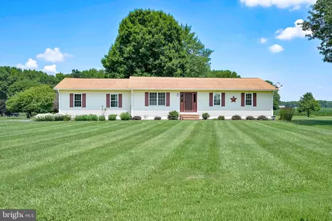 508 Lake Dr, Middletown, DE 19709