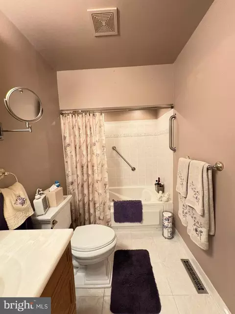 Bath - 2133 Porter Rd, Bear, DE 19701 photo 2 of 3