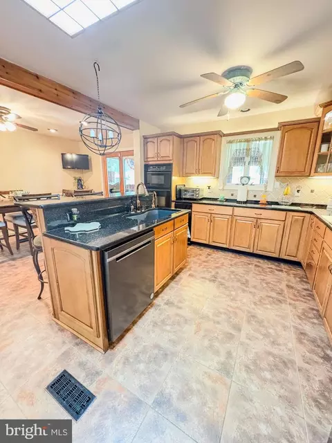 Kitchen - 2133 Porter Rd, Bear, DE 19701 photo 2 of 2