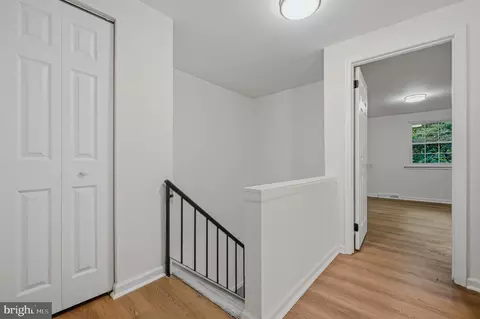 Entry Way - 19 Helios Ct, Newark, DE 19711 photo 6 of 8