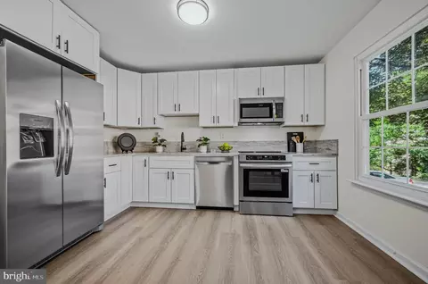 Kitchen - 19 Helios Ct, Newark, DE 19711 photo 1 of 1