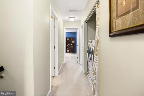 Entry Way - 12 Munro Rd, Newark, DE 19711 photo 6 of 7