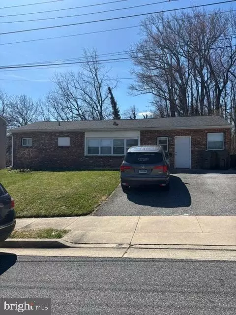 5 Terry Ln, Newark, DE 19711
