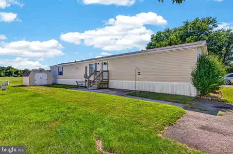 8 W Reybold Dr #8, Middletown, DE 19709