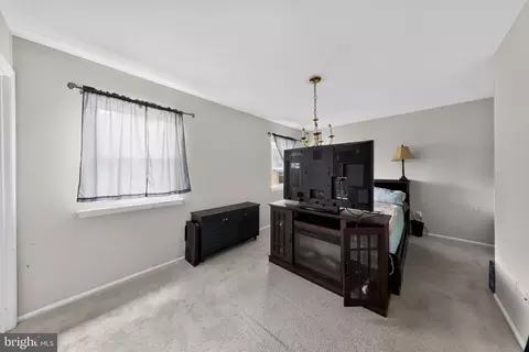 Other - 3 Penncross Cir, Newark, DE 19702 photo 5 of 10