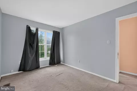 Bedroom - 4 Versailles Ct, Newark, DE 19702 photo 1 of 5