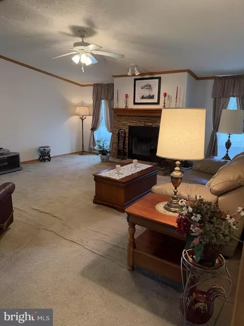 29 N Dragon Dr, Bear, DE 19701 photo 14