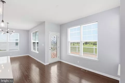 Entry Way - 406 Timothy Ln, Bear, DE 19701 photo 4 of 24