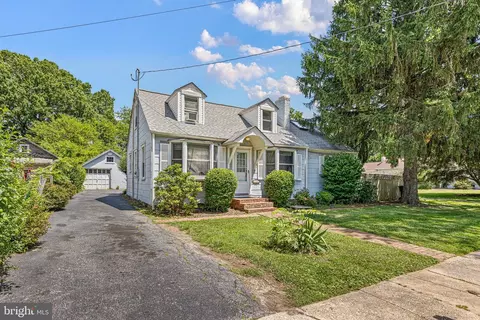 206 Murray Rd, Newark, DE 19711