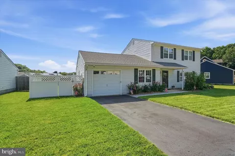 Other - 68 E Shady Dr, Newark, DE 19713 photo 2 of 9