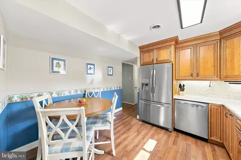 Kitchen - 68 E Shady Dr, Newark, DE 19713 photo 2 of 4