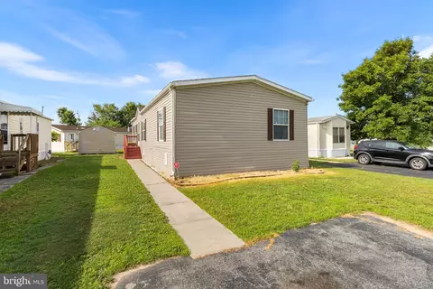 1733 Barbara Cir, Bear, DE 19701 photo 6