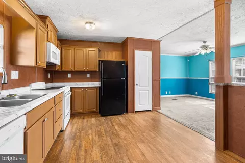 1733 Barbara Cir, Bear, DE 19701 photo 15
