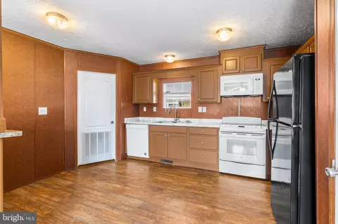 1733 Barbara Cir, Bear, DE 19701 photo 12