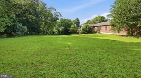 Exterior - 210 Jupiter Rd, Newark, DE 19711 photo 3 of 7