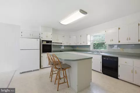 Kitchen - 210 Jupiter Rd, Newark, DE 19711 photo 1 of 3