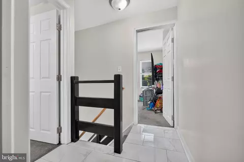 Entry Way - 23 E 22nd St, Wilmington, DE 19802 photo 11 of 14