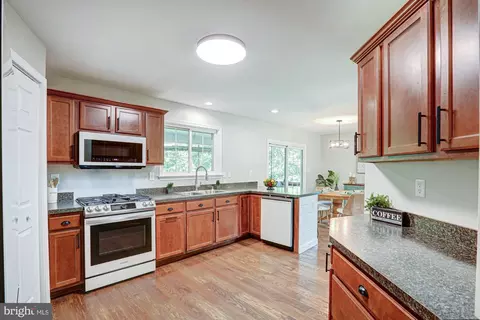Kitchen - 119 N Meadow Dr, Townsend, DE 19734 photo 3 of 4