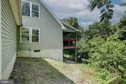 Exterior - 119 N Meadow Dr, Townsend, DE 19734 photo 4 of 19