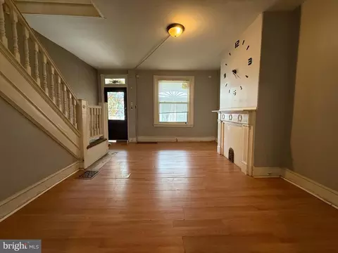 710 E 22nd St, Wilmington, DE 19802 photo 2
