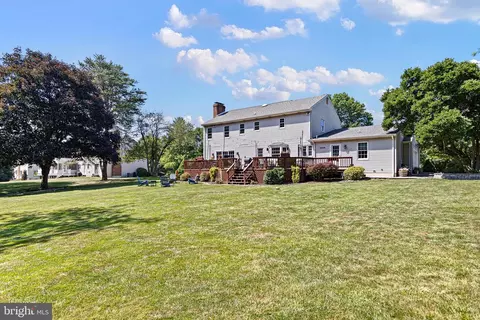 Exterior - 62 Darien Rd, Newark, DE 19711 photo 9 of 9