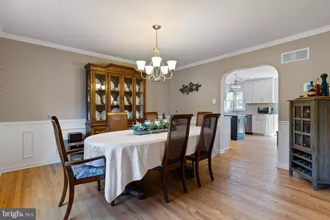 Dining - 62 Darien Rd, Newark, DE 19711 photo 2 of 3