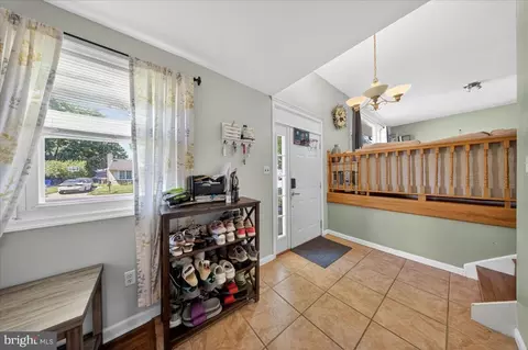 Entry Way - 1 Noble Ln, Newark, DE 19713 photo 1 of 3