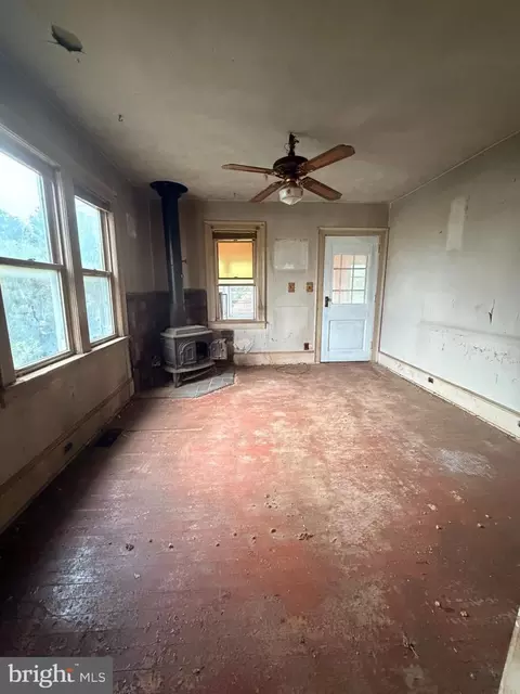 545 Walther Rd, Newark, DE 19702 photo 4