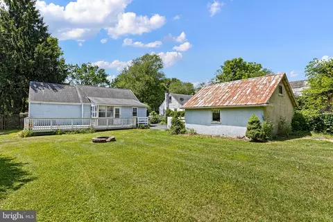 Exterior - 204 Murray Rd, Newark, DE 19711 photo 4 of 5