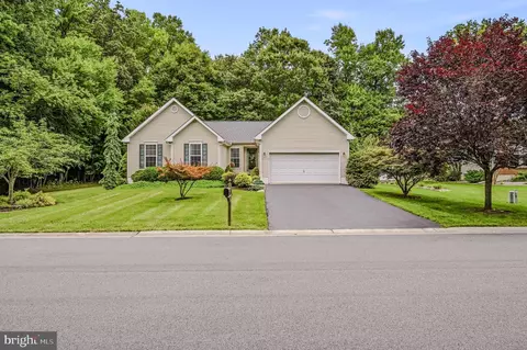 Exterior - 333 Chattahoochee Dr, Bear, DE 19701 photo 3 of 10