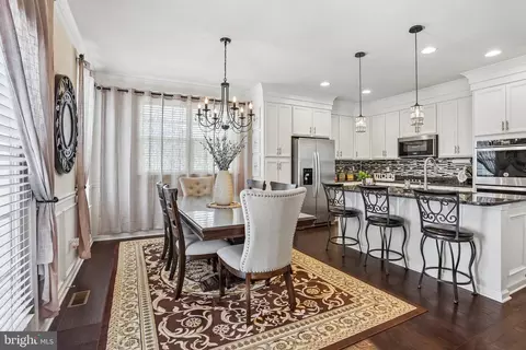 Dining - 332 Sun Blvd, Bear, DE 19701 photo 2 of 3