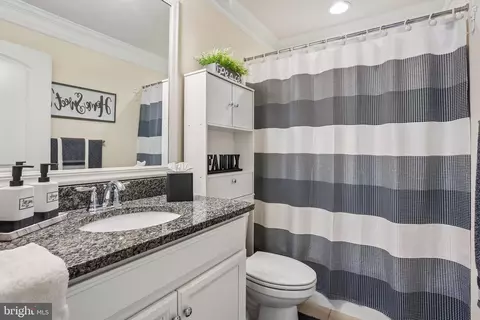 Bath - 332 Sun Blvd, Bear, DE 19701 photo 2 of 4