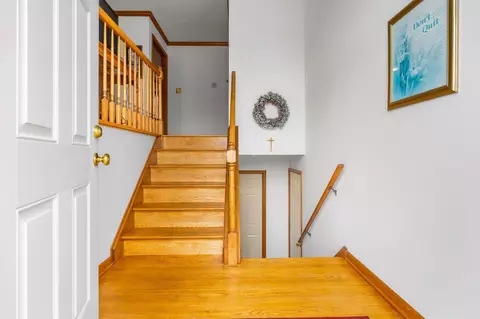 Entry Way - 106 Michael Ln, Bear, DE 19701 photo 2 of 3
