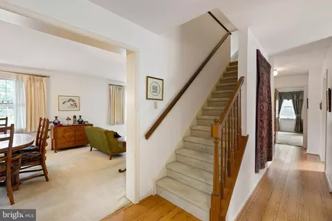 Entry Way - 52 Sunset Rd, Newark, DE 19711 photo 2 of 3