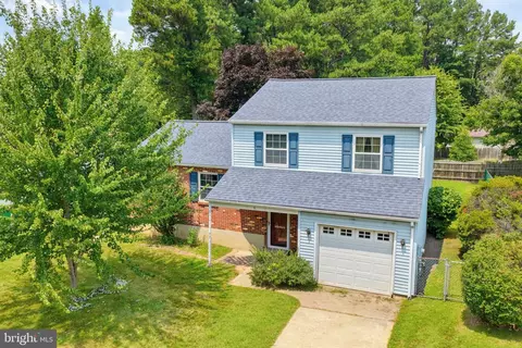 Exterior - 6 Broadleaf Dr, Newark, DE 19702 photo 1 of 6