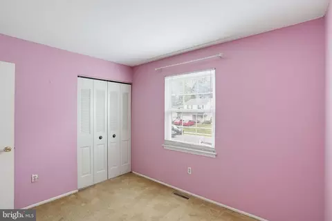 Bedroom - 6 Broadleaf Dr, Newark, DE 19702 photo 2 of 6