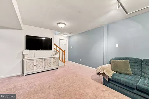 Entry Way - 602 Corbit Dr, Middletown, DE 19709 photo 4 of 5