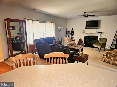 231 Foxglove Loop, Bear, DE 19701 photo 2