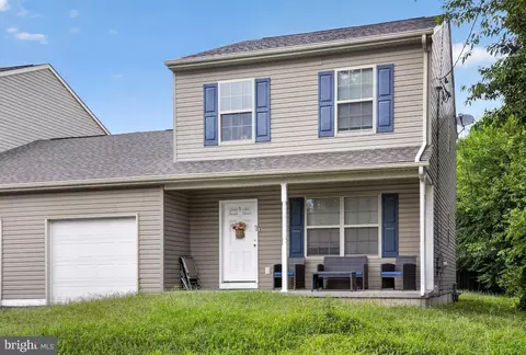 Exterior - 4 Tyrone Ave, New Castle, DE 19720 photo 13 of 14