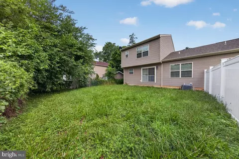 Exterior - 4 Tyrone Ave, New Castle, DE 19720 photo 6 of 14