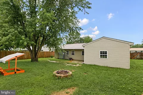 Exterior - 9 Kullen Dr, Newark, DE 19713 photo 4 of 4