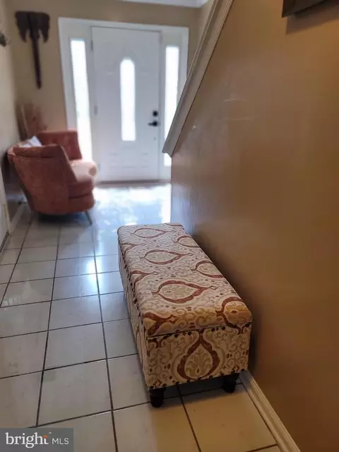 Entry Way - 5 Carrick Ln, Bear, DE 19701 photo 2 of 13