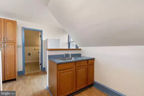 Entry Way - 166 E 2nd, New Castle, DE 19720 photo 7 of 8
